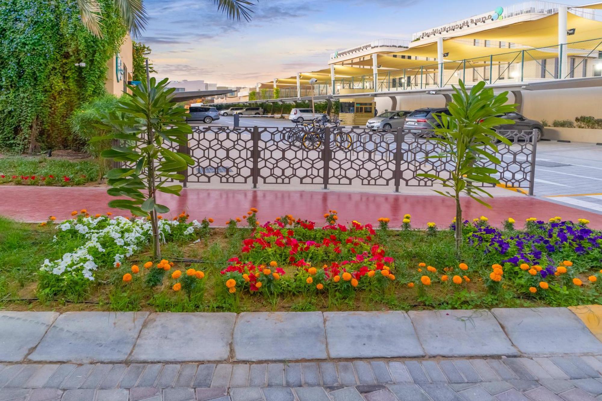 The Sustainable Homes Operated By Fam Living Dubai Exterior photo